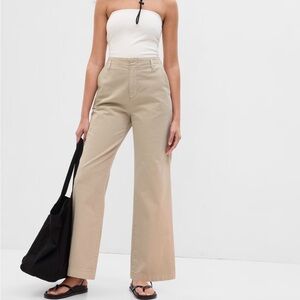 Gap Loose Khaki